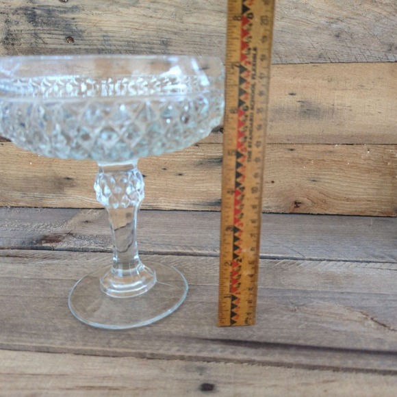 Vintage 1965 - 1990 Diamond Point Clear by Indiana Glass Tall Footed Compote - Picture 10 of 11